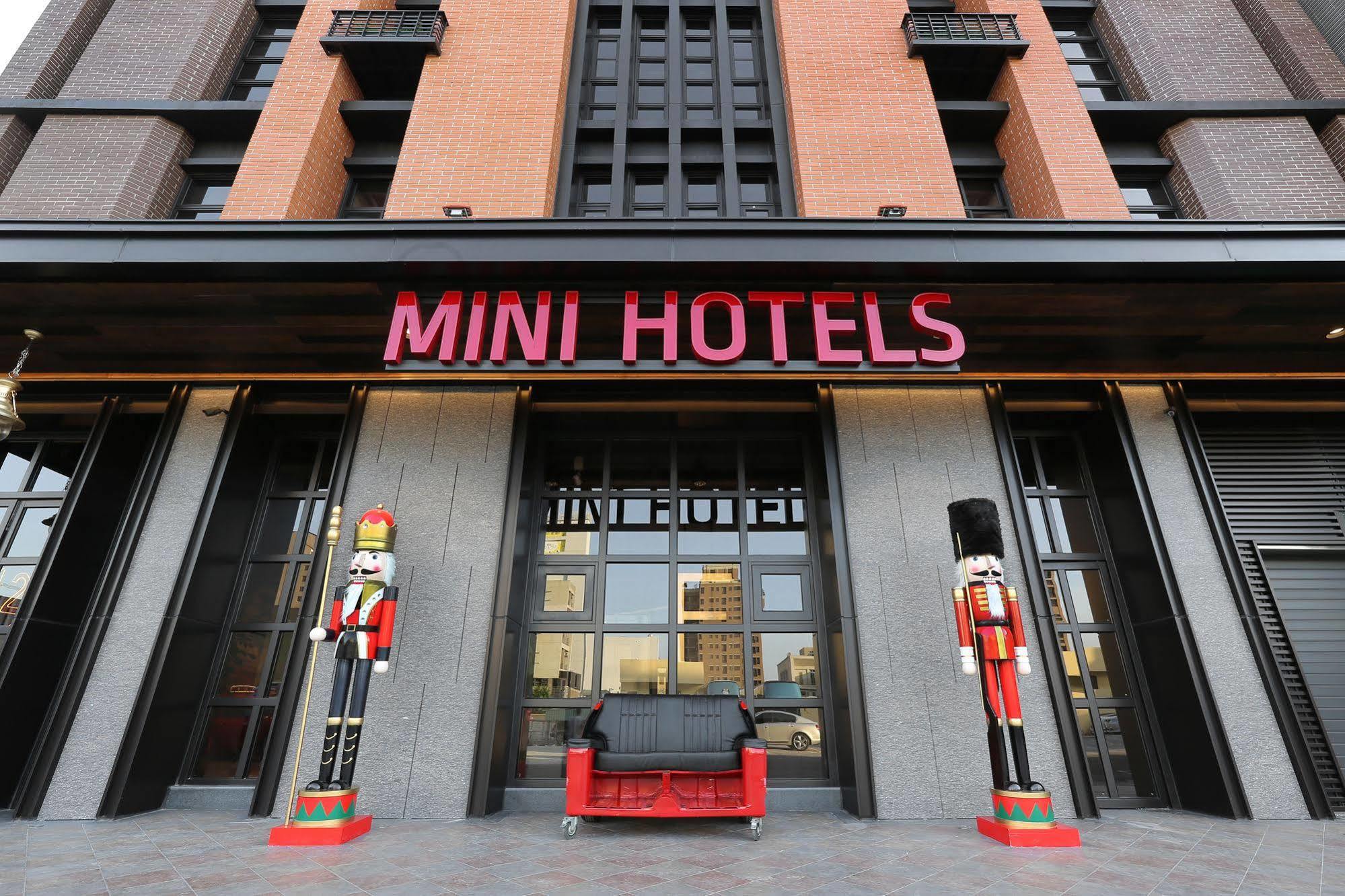 Mini Hotels Taichung Exterior photo